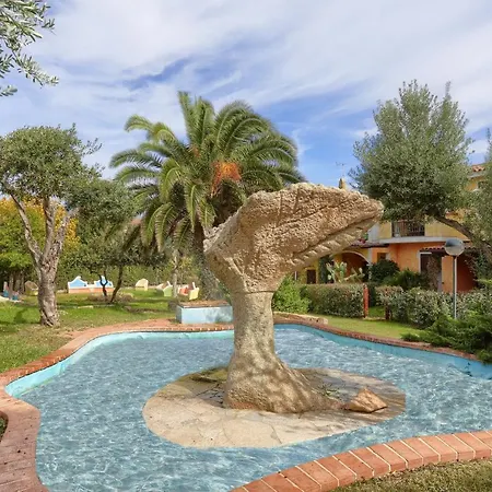 Isola Blu, Jacuzzi & Pool By Domusaway *