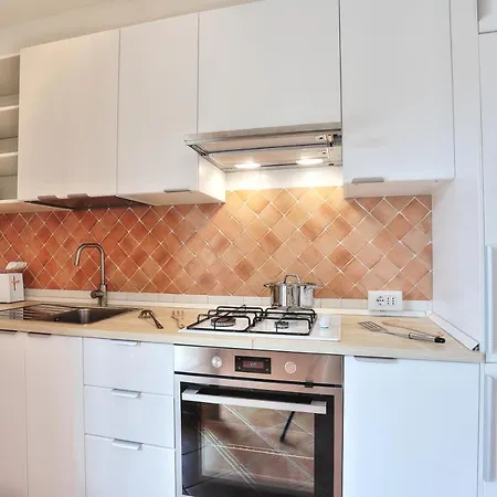 Isola Blu, Jacuzzi & Pool By Domusaway *