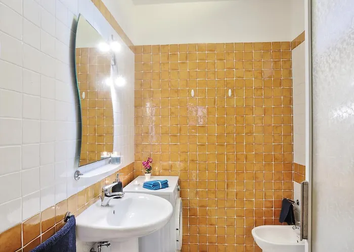 Isola Blu, Jacuzzi & Pool By Domusaway