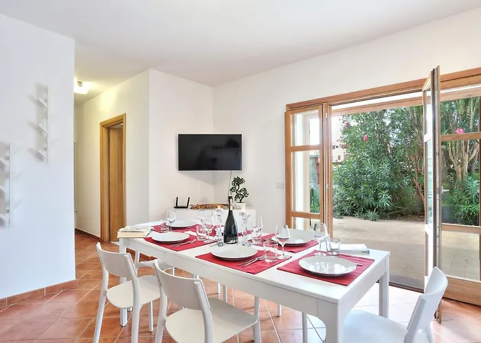 度假居 Isola Blu, Jacuzzi & Pool By Domusaway